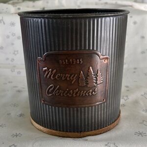 Metal and wood utensil crock